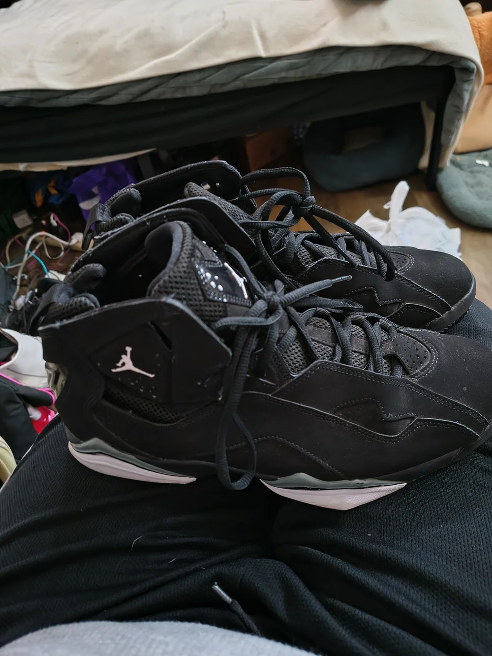 Sz 11.5 Mens Black Jordan True Flights , Like New